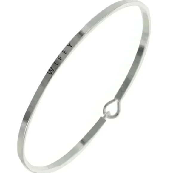 Wifey Message Bracelet - Picture 1 of 1